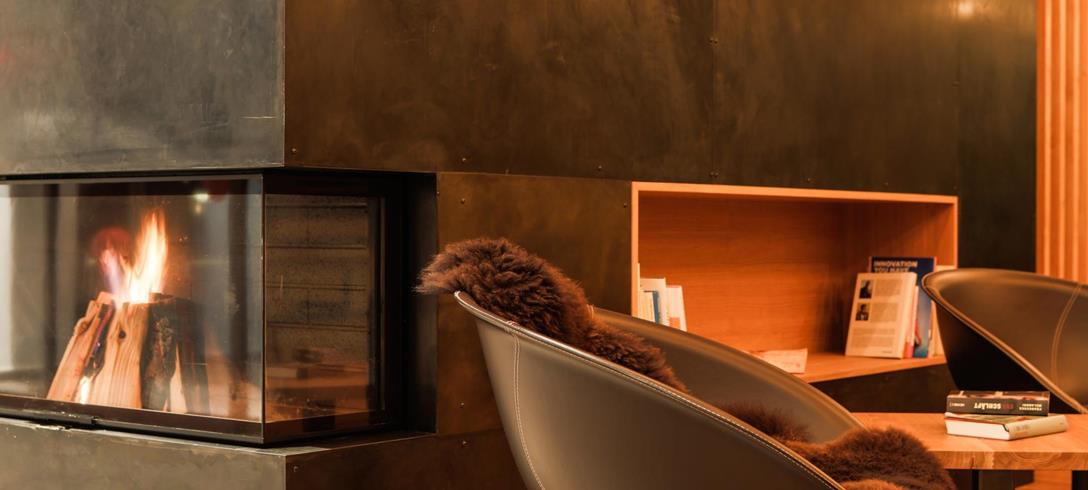 Lounge with Fireplace